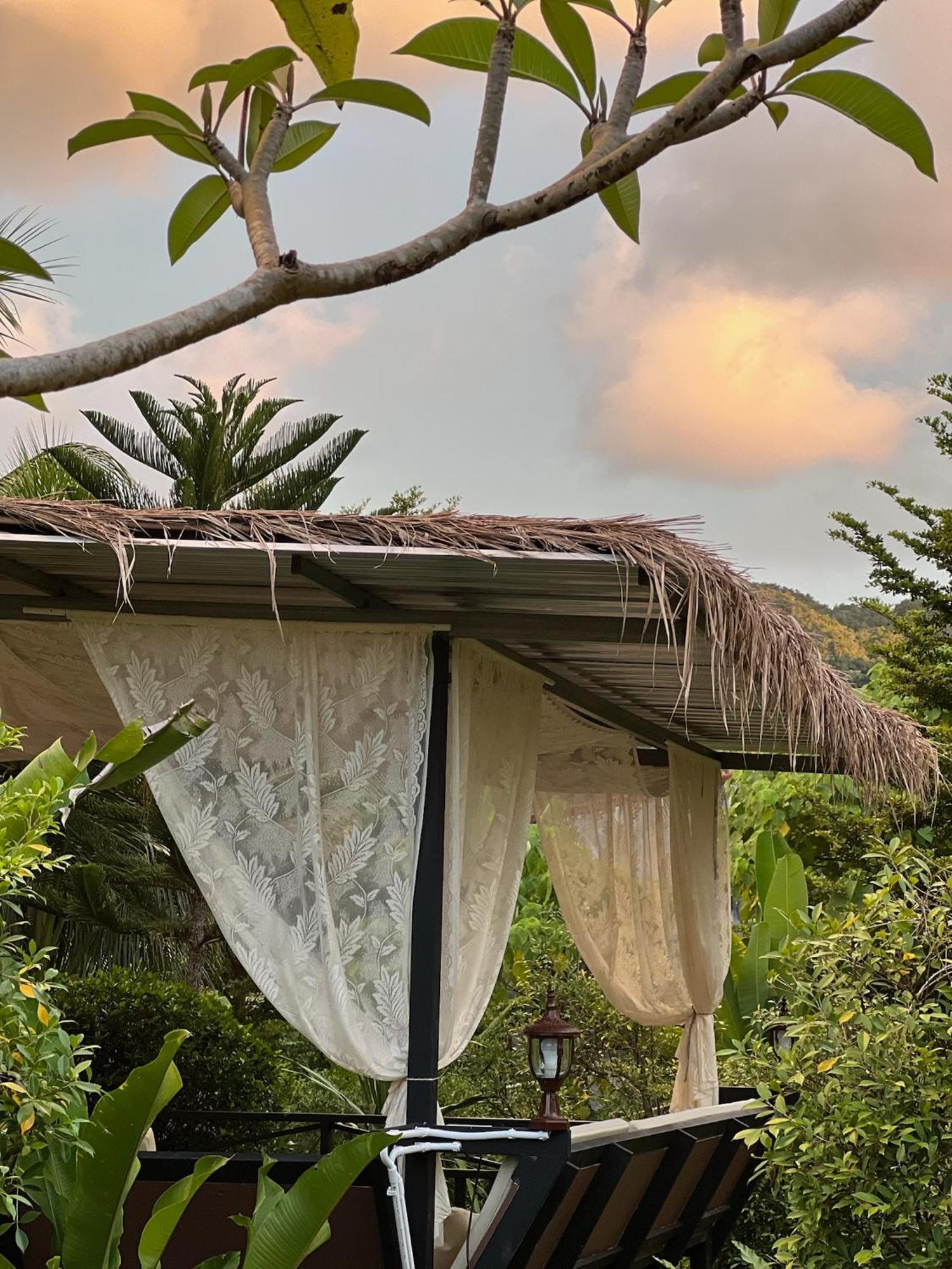 The Canopy Krabi Hotell Ao Nang Exteriör bild